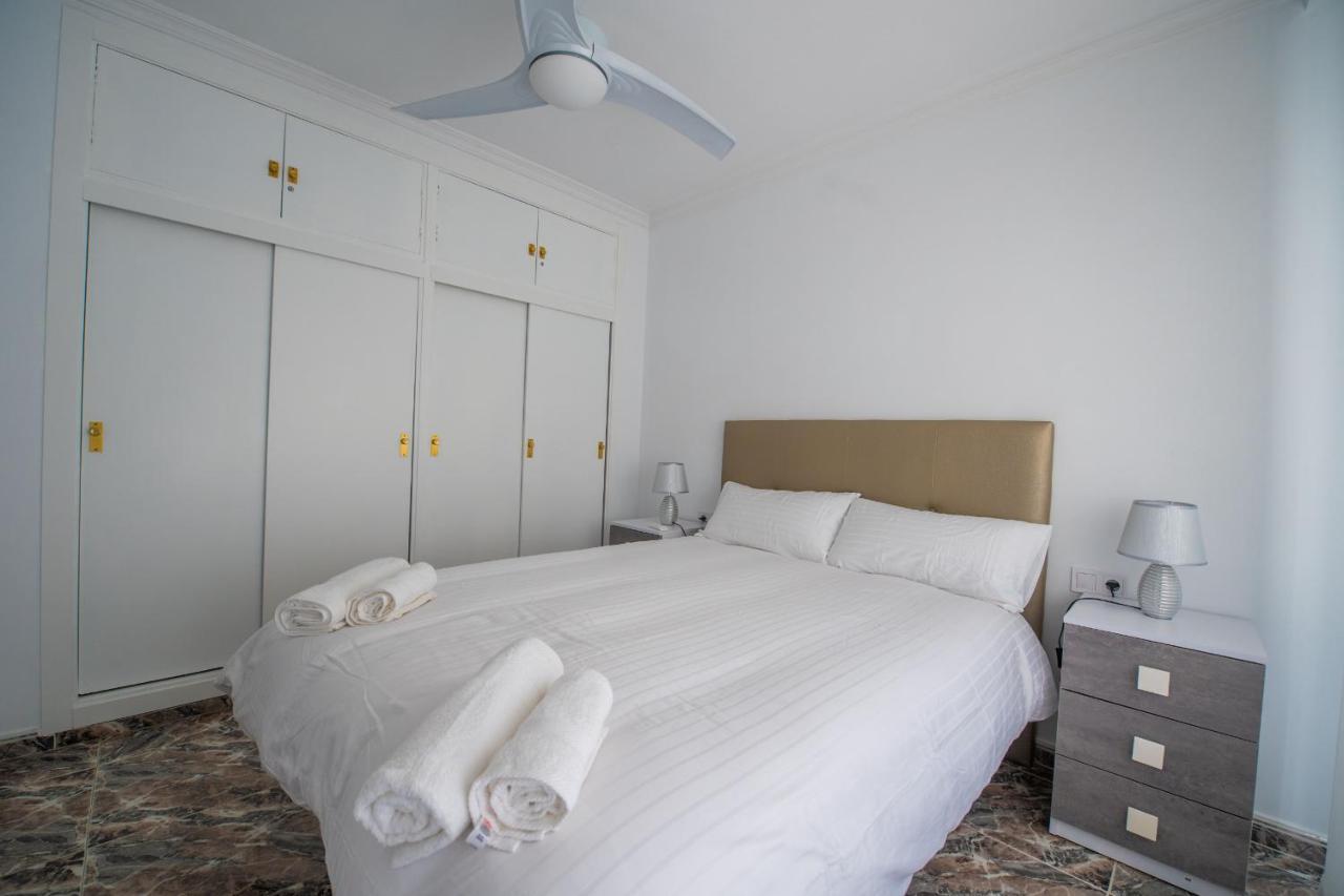 Malagasuite Blue Horizon เบนัลมาเดนา ภายนอก รูปภาพ